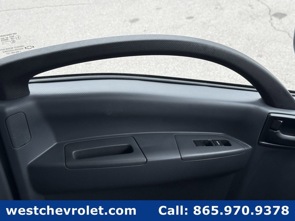 2025 Chevrolet Low Cab Forward 4500 Base