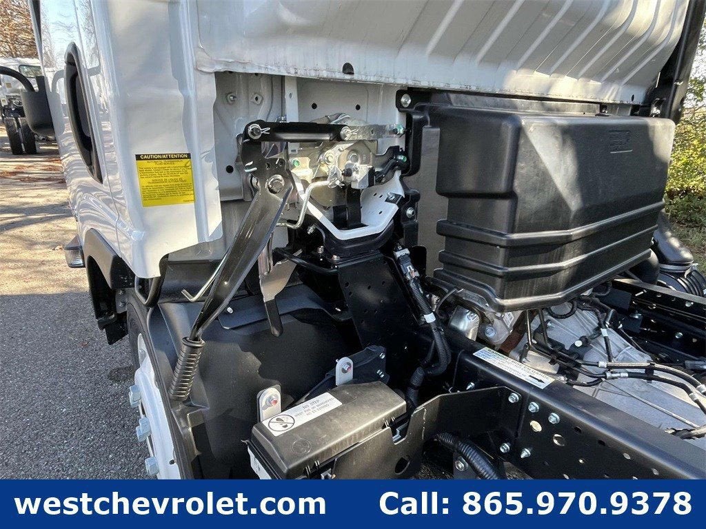 2025 Chevrolet Low Cab Forward 4500 1WT