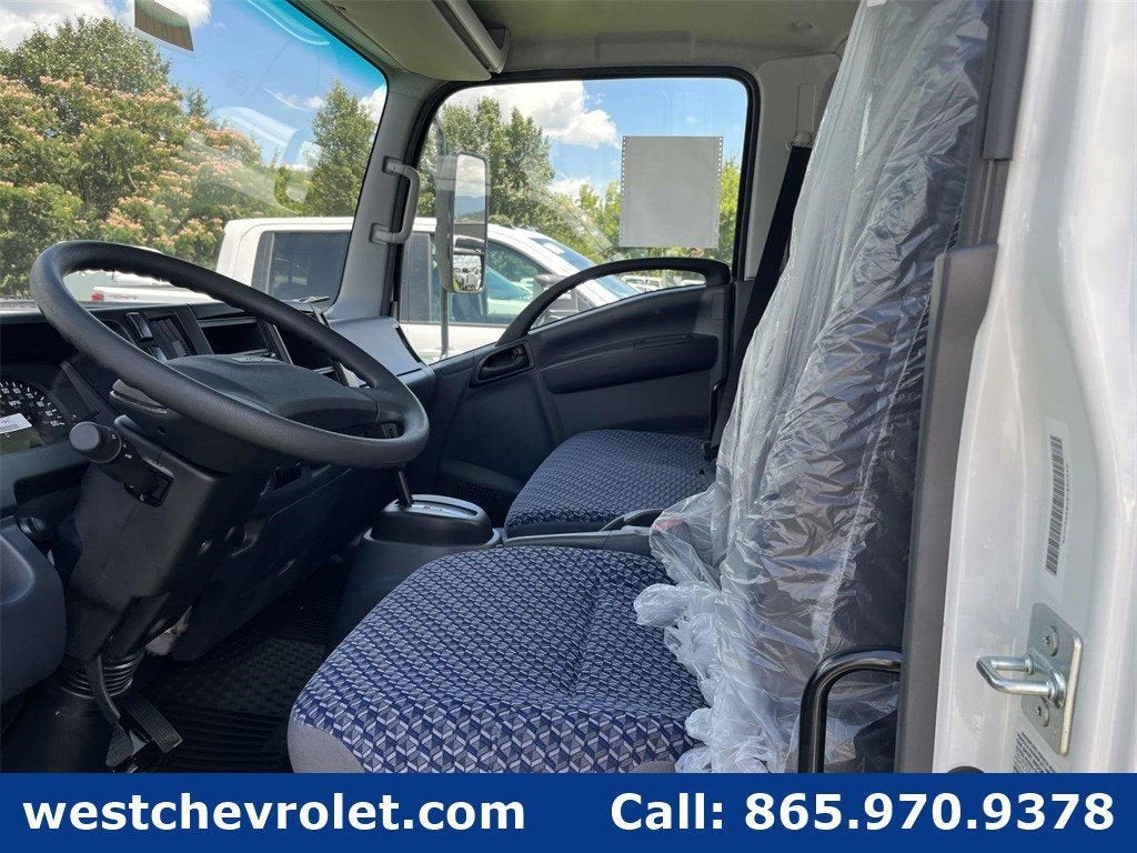 2024 Chevrolet Low Cab Forward 4500 Base