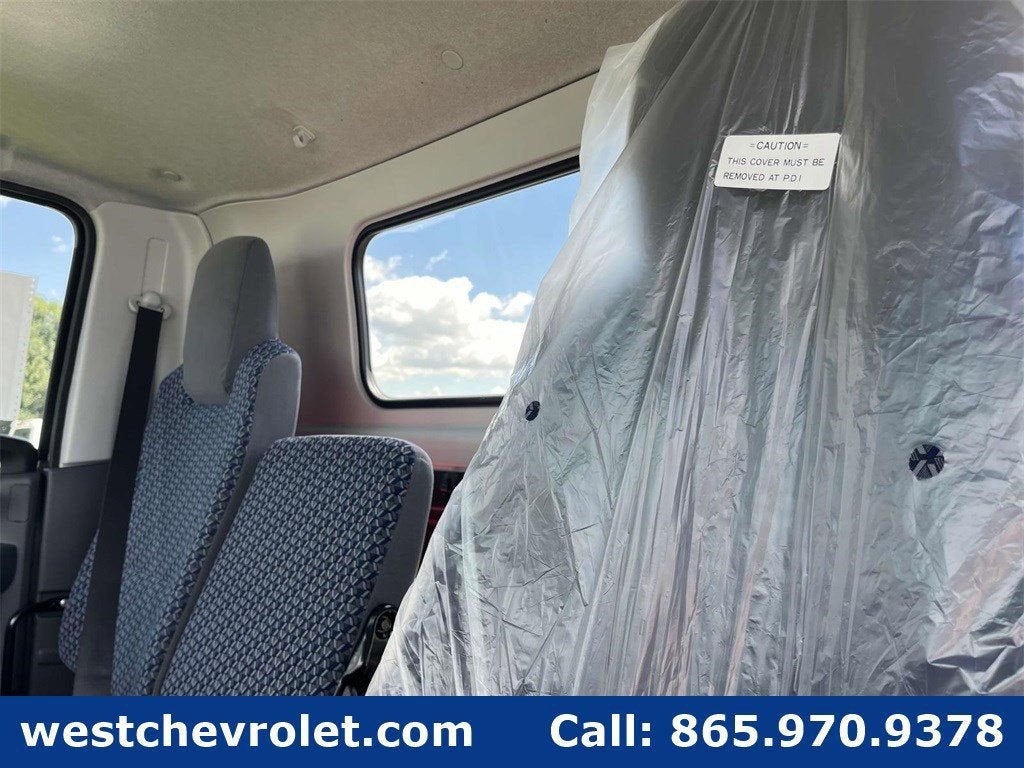 2024 Chevrolet Low Cab Forward 4500 Base