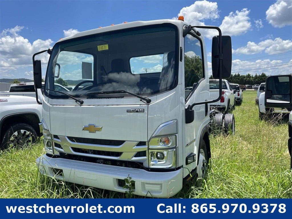 2024 Chevrolet Low Cab Forward 4500 Base