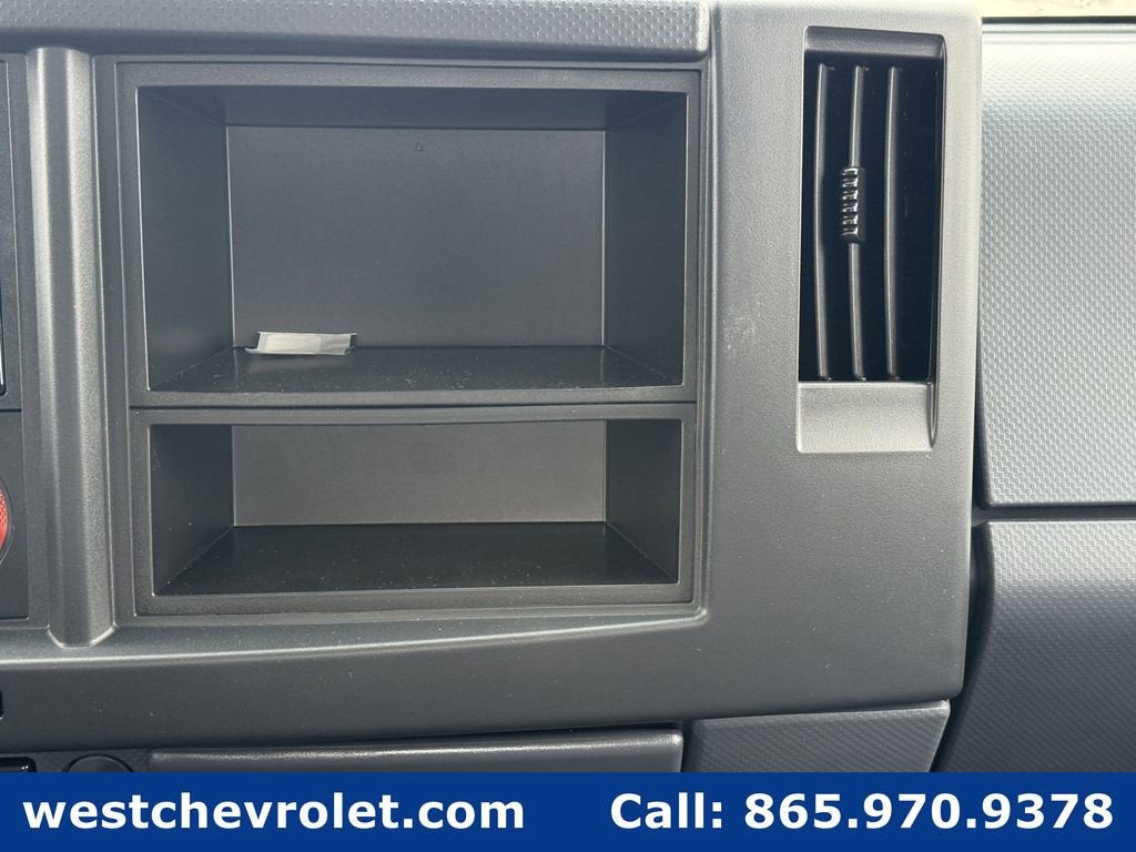 2025 Chevrolet Low Cab Forward 4500 Base