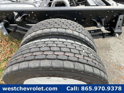 2025 Chevrolet Low Cab Forward 4500 Base