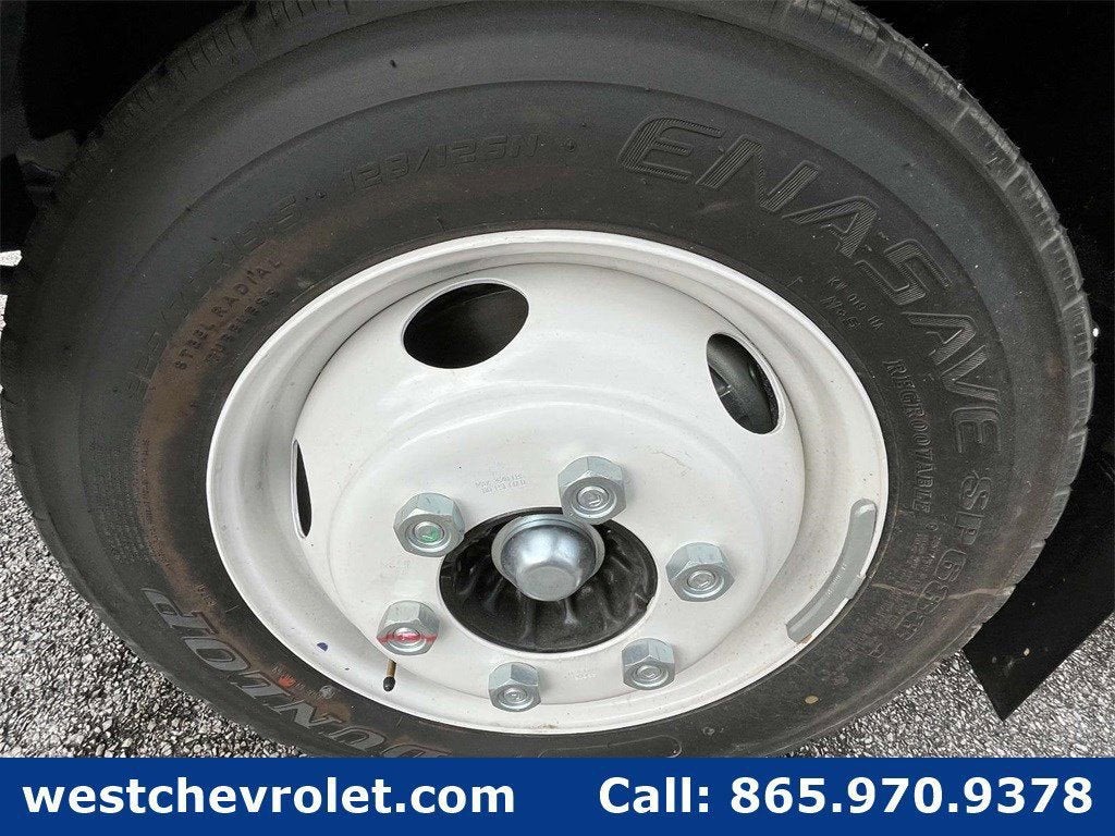 2025 Chevrolet Low Cab Forward 4500 Base