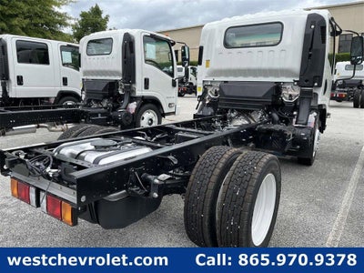2025 Chevrolet Low Cab Forward 4500 Base