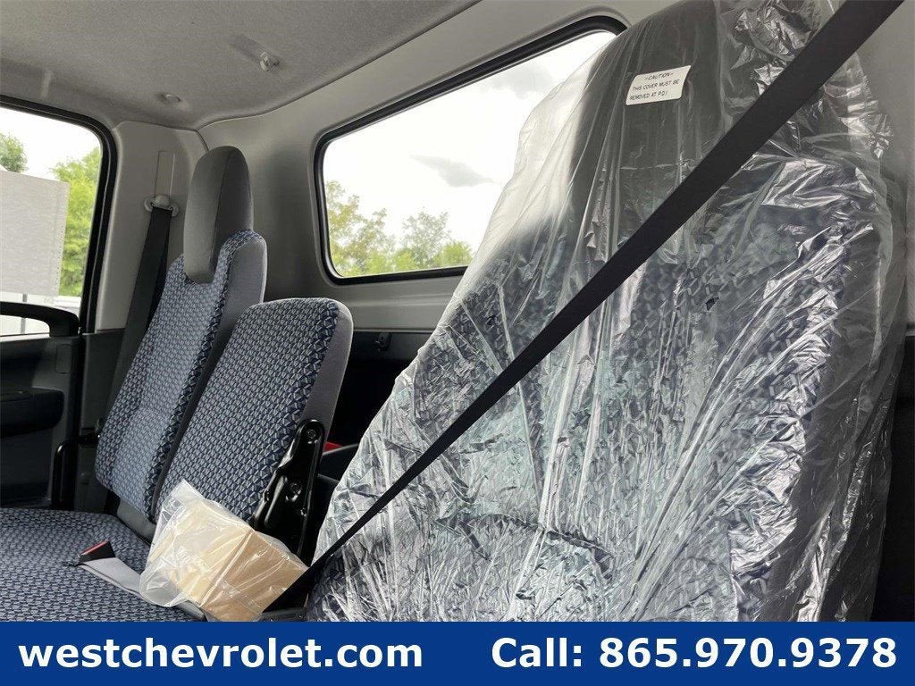 2025 Chevrolet Low Cab Forward 4500 Base