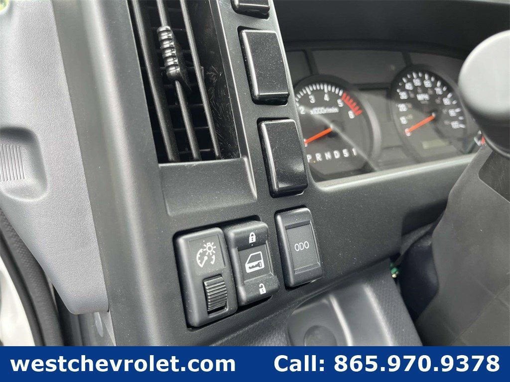 2025 Chevrolet Low Cab Forward 4500 Base