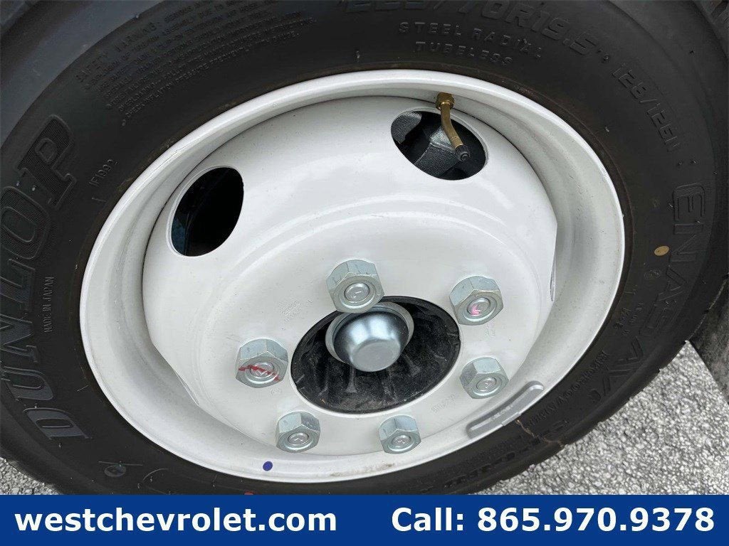 2025 Chevrolet Low Cab Forward 4500 Base