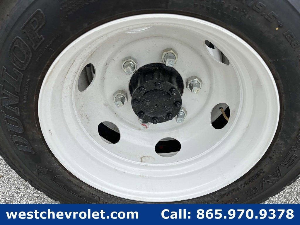 2025 Chevrolet Low Cab Forward 4500 Base