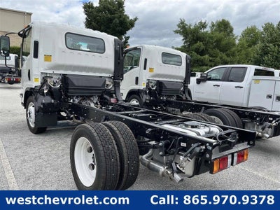 2025 Chevrolet Low Cab Forward 4500 Base