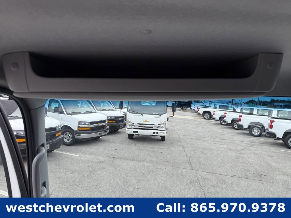 2025 Chevrolet Low Cab Forward 4500 Base