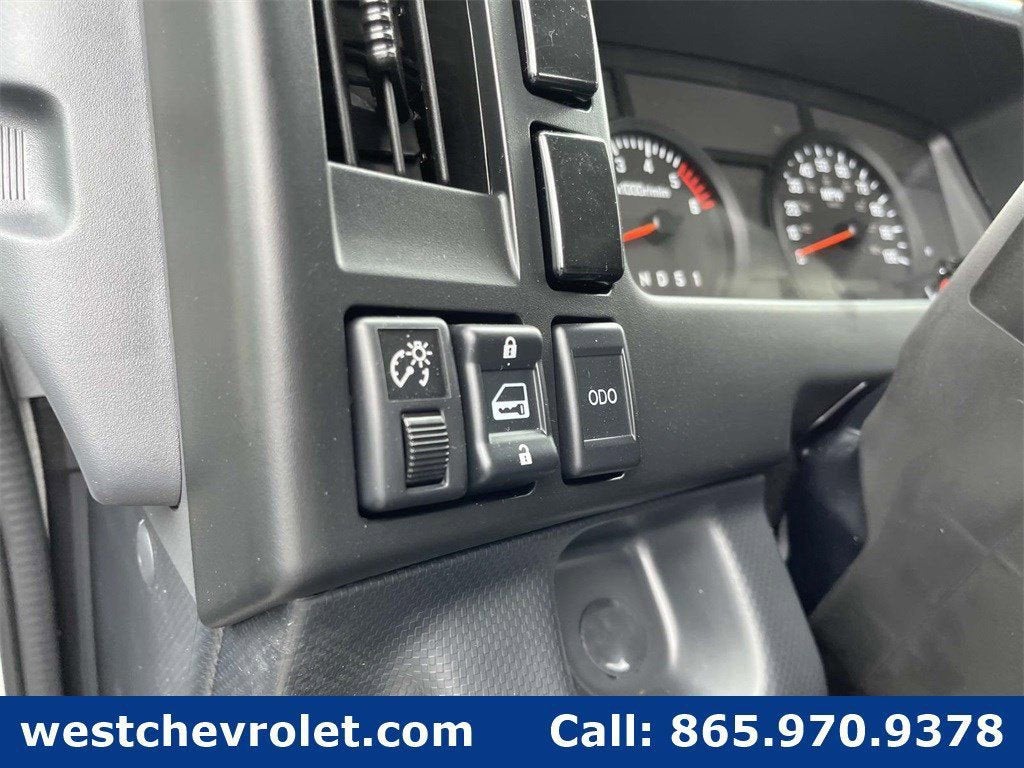 2025 Chevrolet Low Cab Forward 4500 1WT