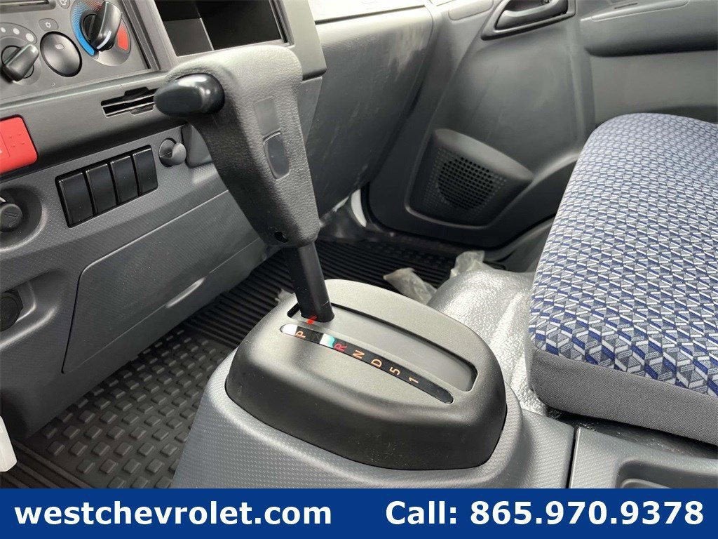 2025 Chevrolet Low Cab Forward 4500 1WT