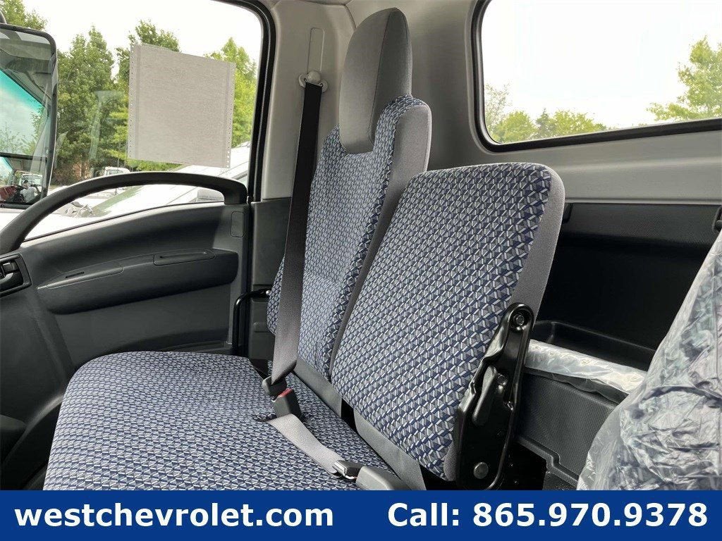 2025 Chevrolet Low Cab Forward 4500 1WT