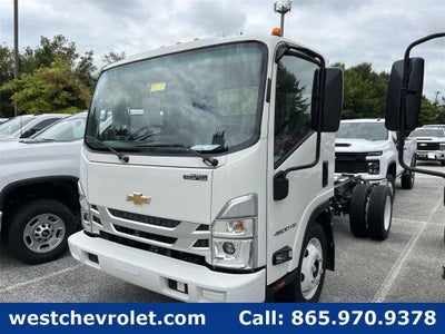 2025 Chevrolet Low Cab Forward 4500 1WT