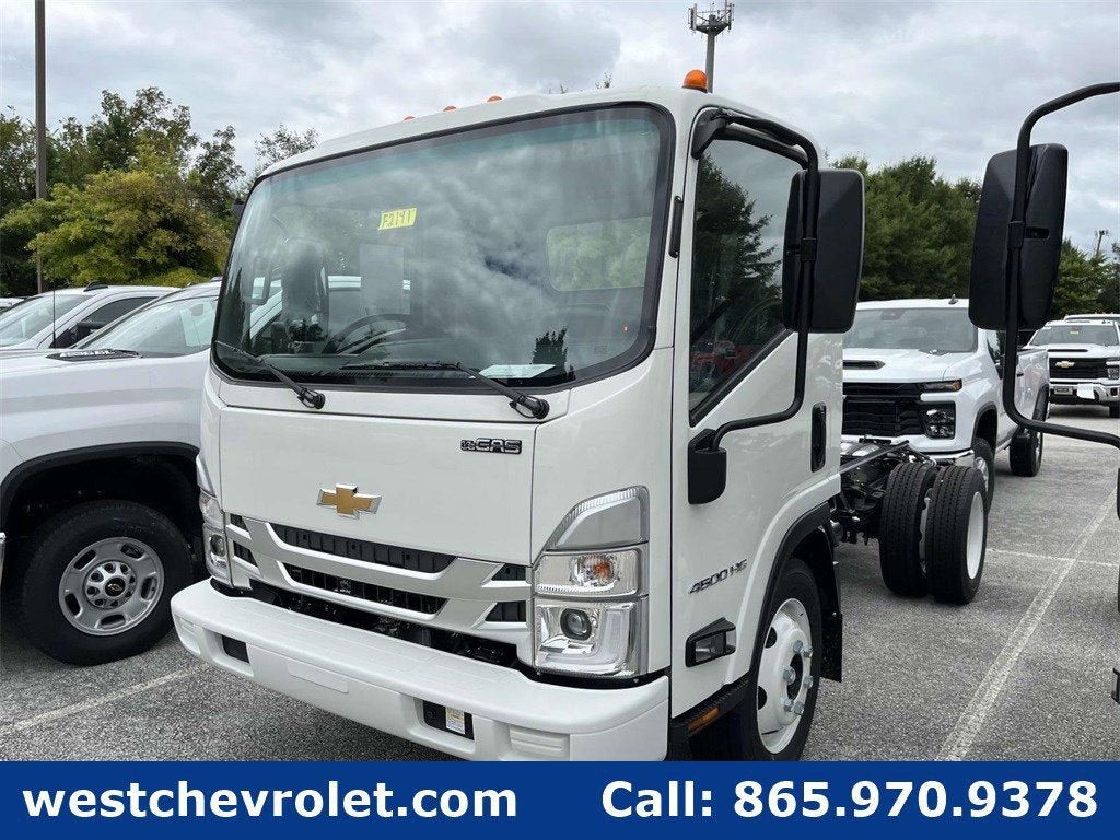 2025 Chevrolet Low Cab Forward 4500 1WT