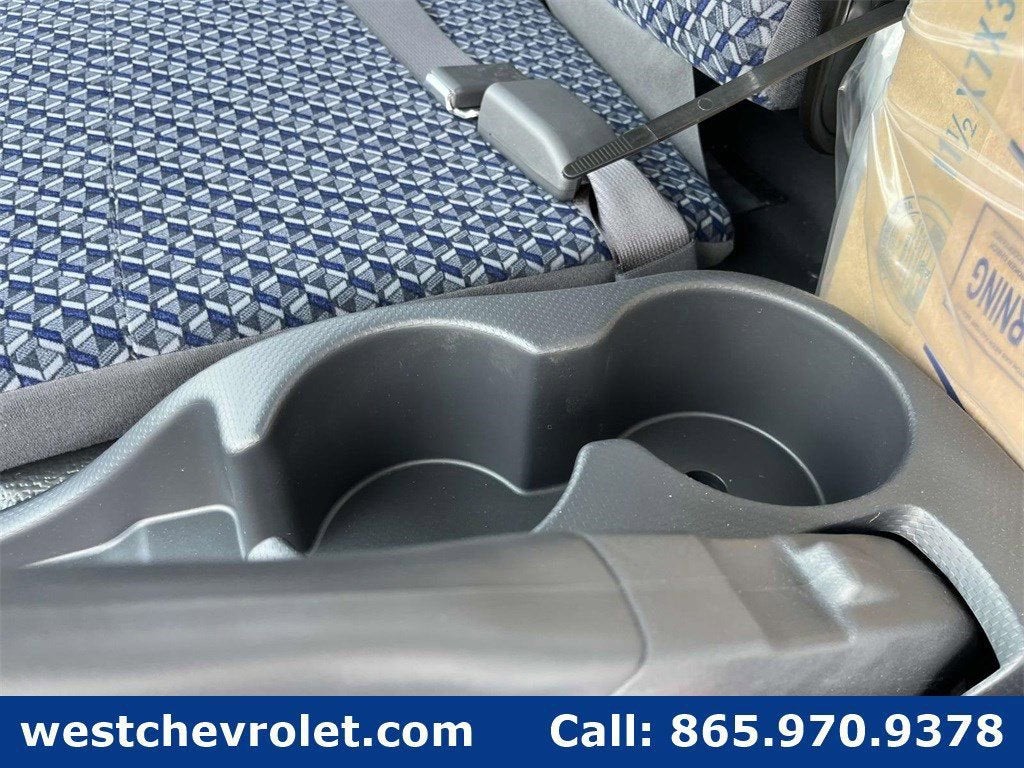 2025 Chevrolet Low Cab Forward 4500 Base