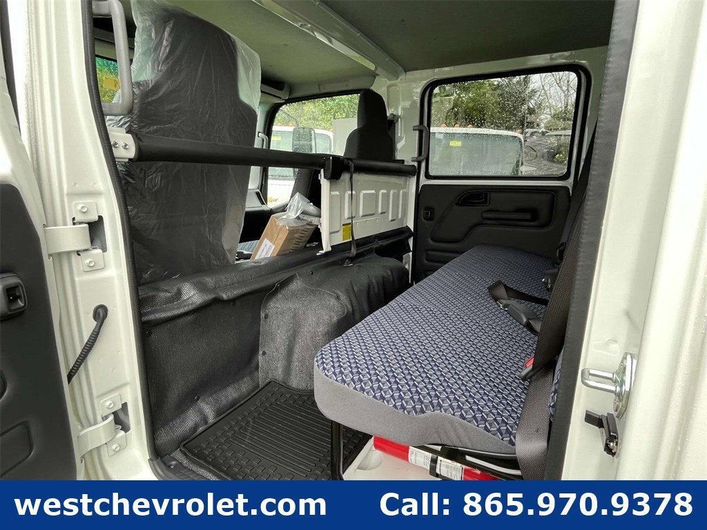 2024 Chevrolet Low Cab Forward 5500 HG Base