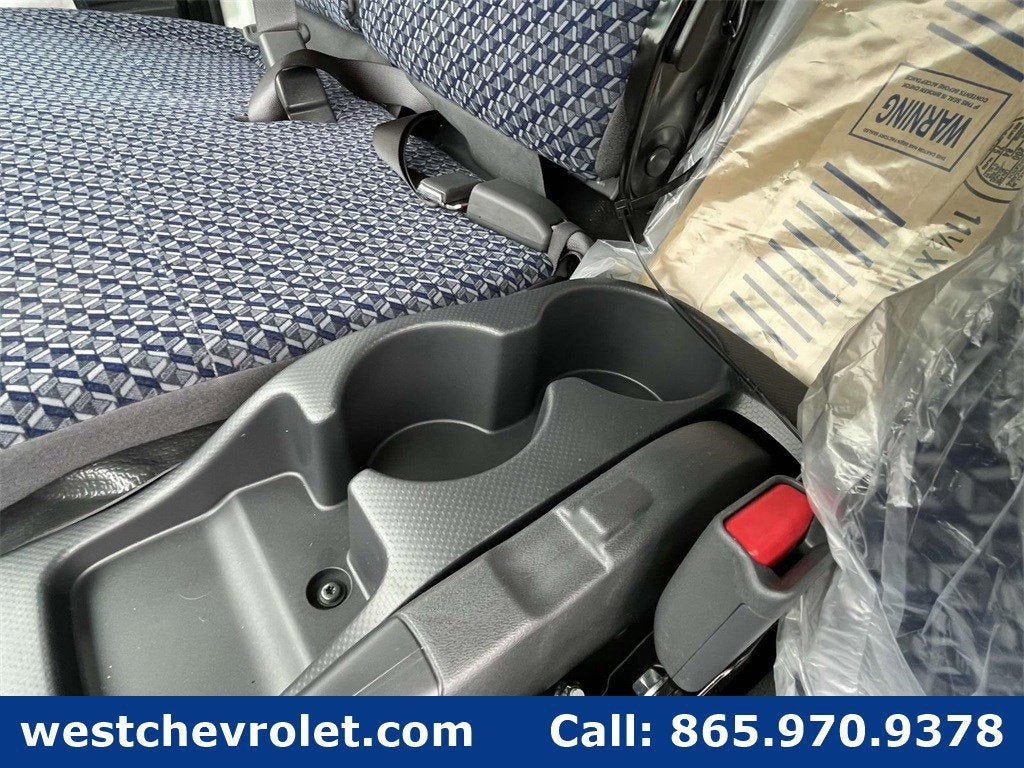 2024 Chevrolet Low Cab Forward 5500 HG Base