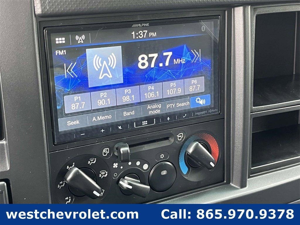 2024 Chevrolet Low Cab Forward 5500 HG Base