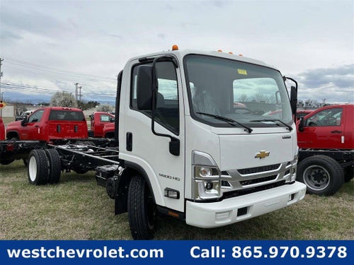 2025 Chevrolet Low Cab Forward 5500 HG Base