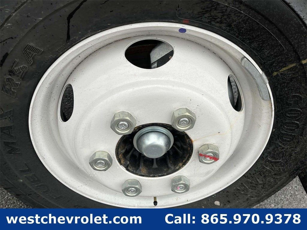 2024 Chevrolet Low Cab Forward 5500 HG Base