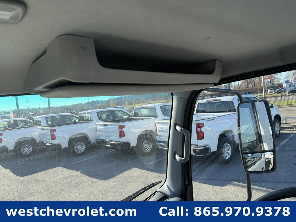 2025 Chevrolet Low Cab Forward 5500 HG Base