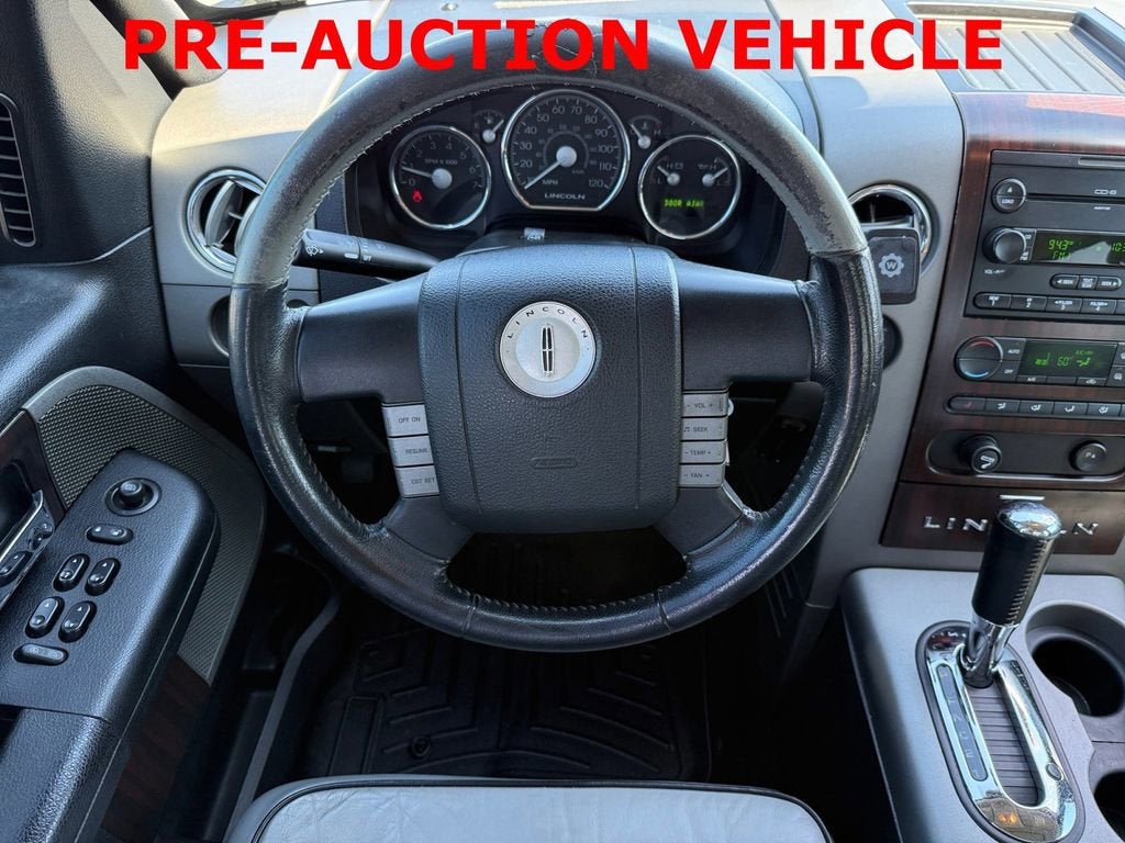 2006 Lincoln Mark LT Base