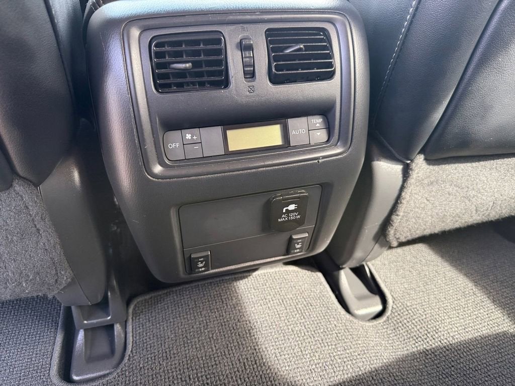 2015 Nissan Pathfinder SL