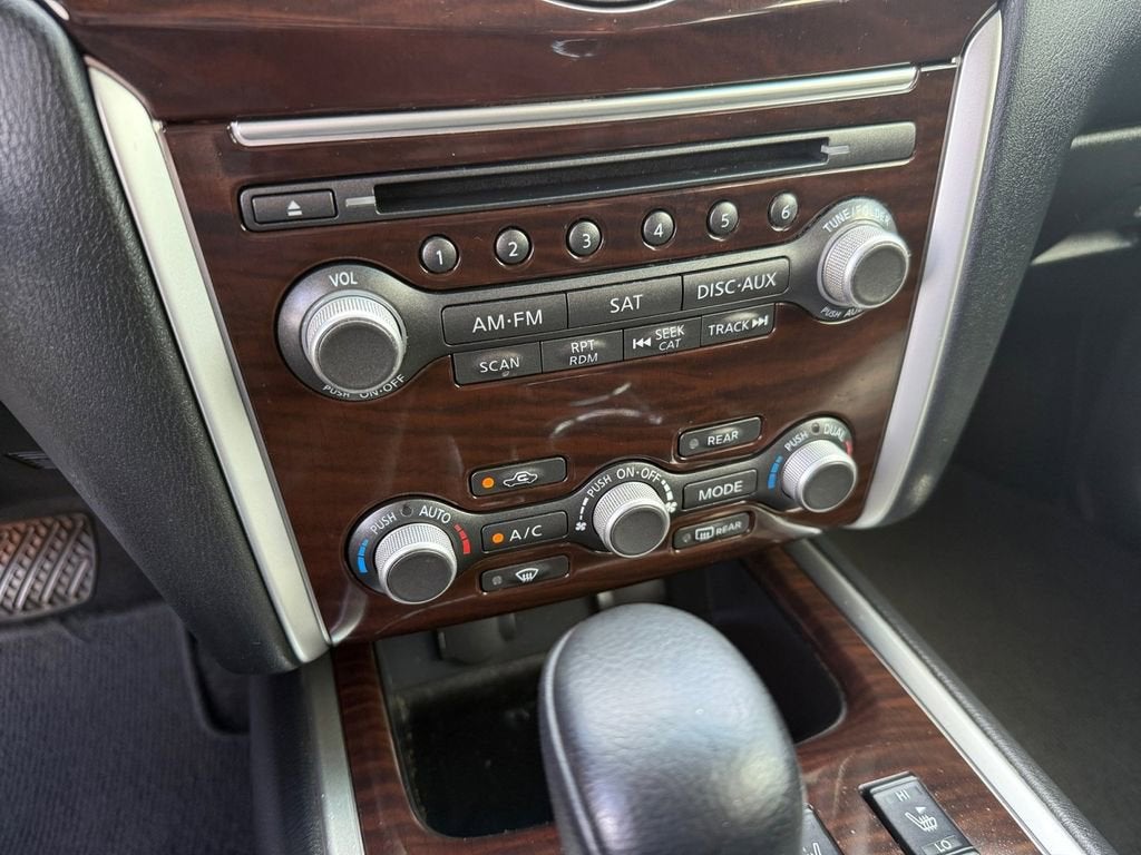 2015 Nissan Pathfinder SL