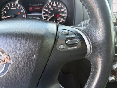 2015 Nissan Pathfinder SL