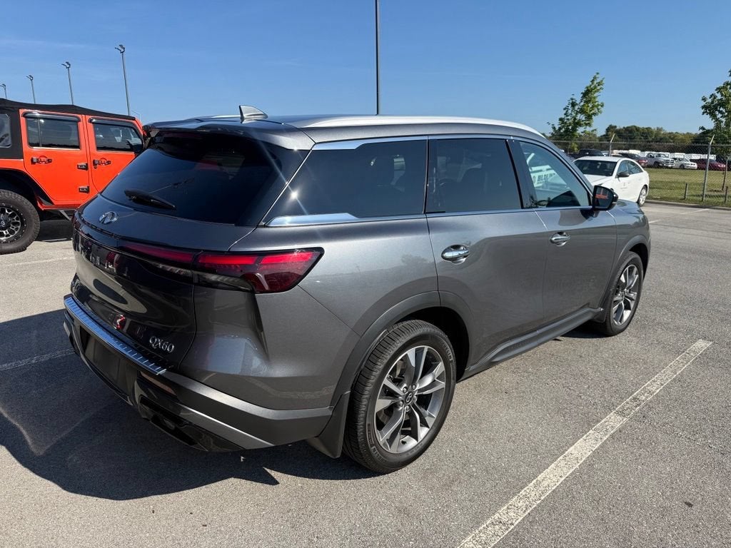 2023 INFINITI QX60 LUXE