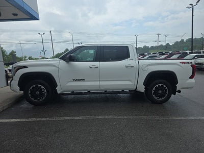 2024 Toyota Tundra 4WD SR5