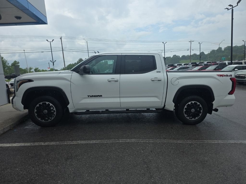 2024 Toyota Tundra 4WD SR5