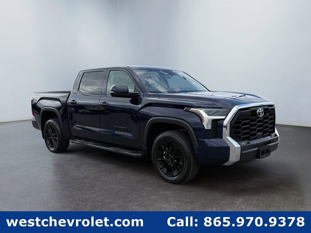 2024 Toyota Tundra 4WD SR5