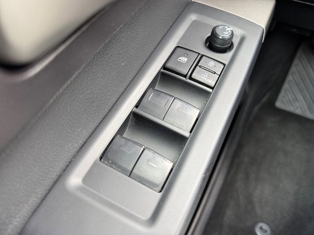 2024 Toyota Tundra 4WD SR5