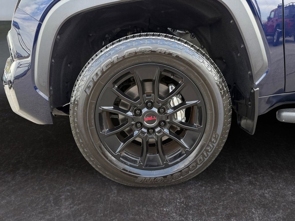 2024 Toyota Tundra 4WD SR5