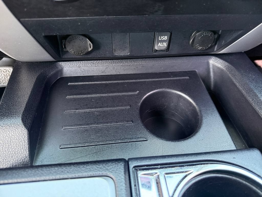 2017 Toyota Tundra 4WD SR