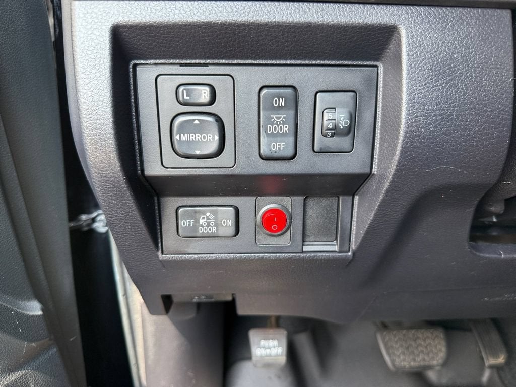 2017 Toyota Tundra 4WD SR