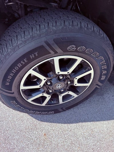 2017 Toyota Tundra 4WD SR