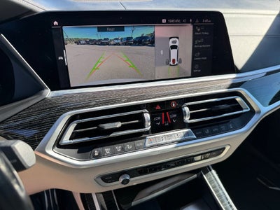 2022 BMW X7 M50i