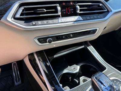 2022 BMW X7 M50i