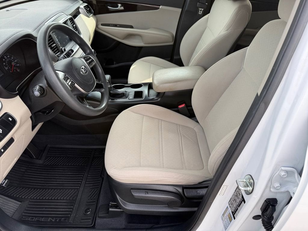 2020 Kia Sorento LX