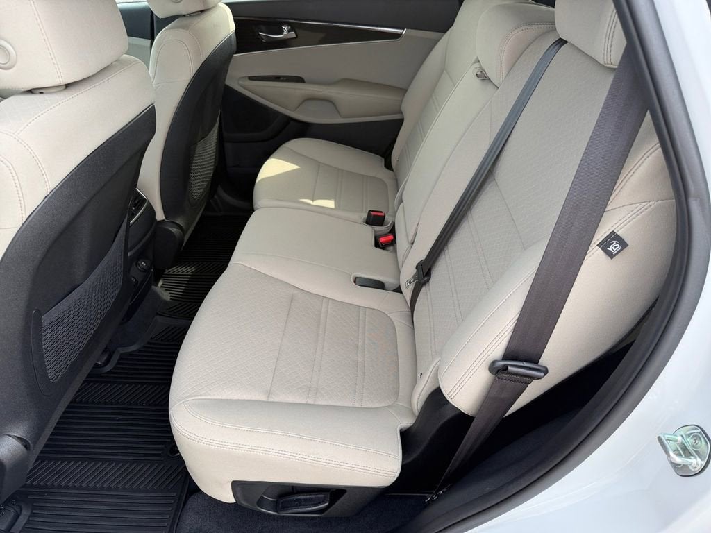 2020 Kia Sorento LX
