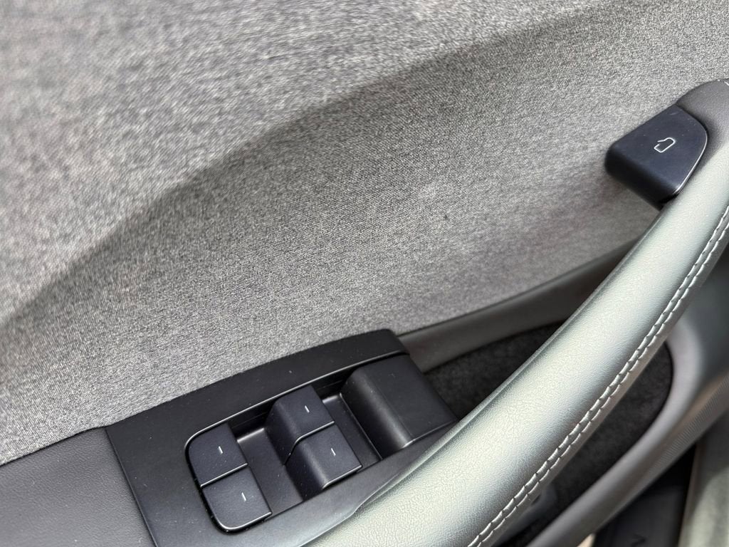 2024 Tesla Model 3 Base
