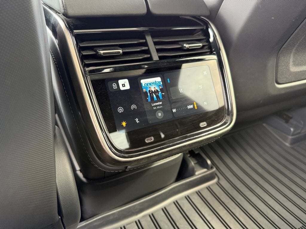 2022 RIVIAN R1T Adventure Package