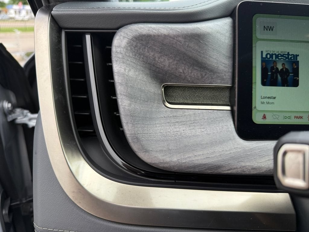 2022 RIVIAN R1T Adventure Package