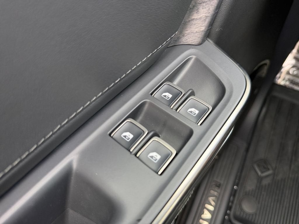 2022 RIVIAN R1T Adventure Package