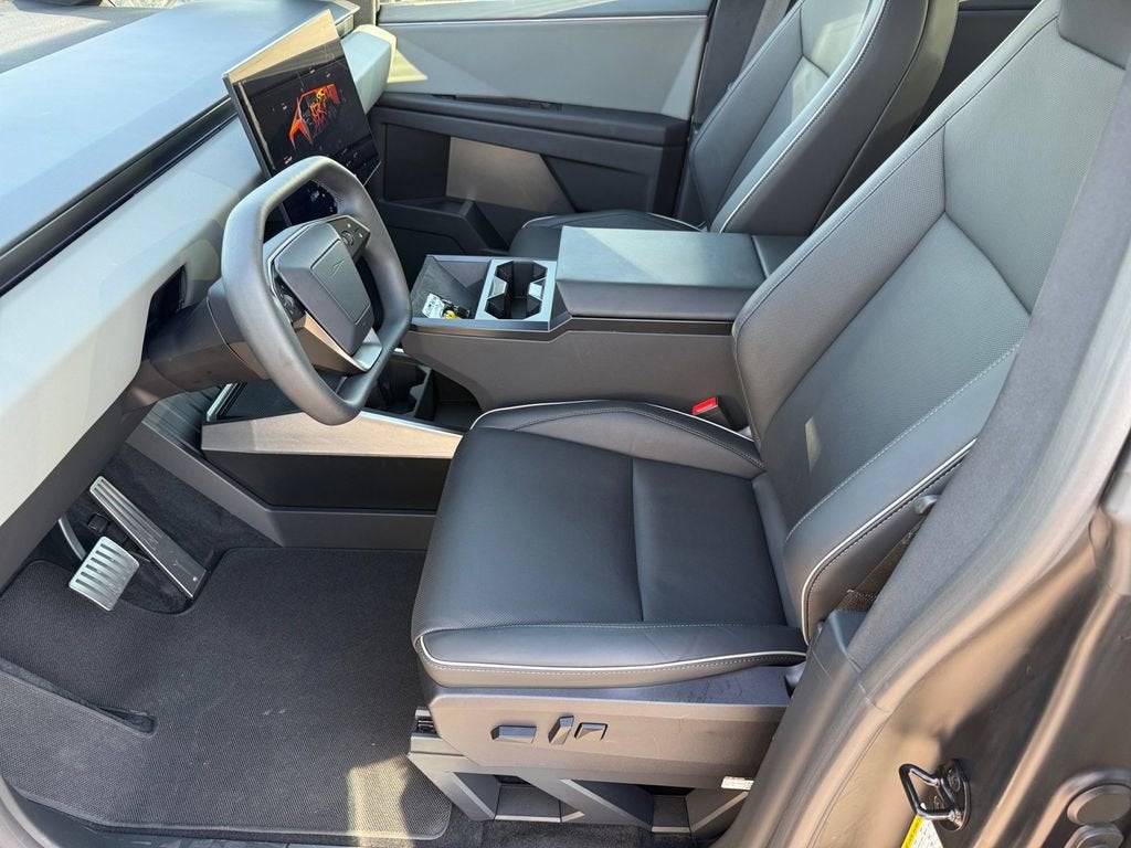 2025 Tesla Cybertruck Base