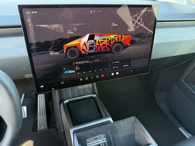 2025 Tesla Cybertruck Base